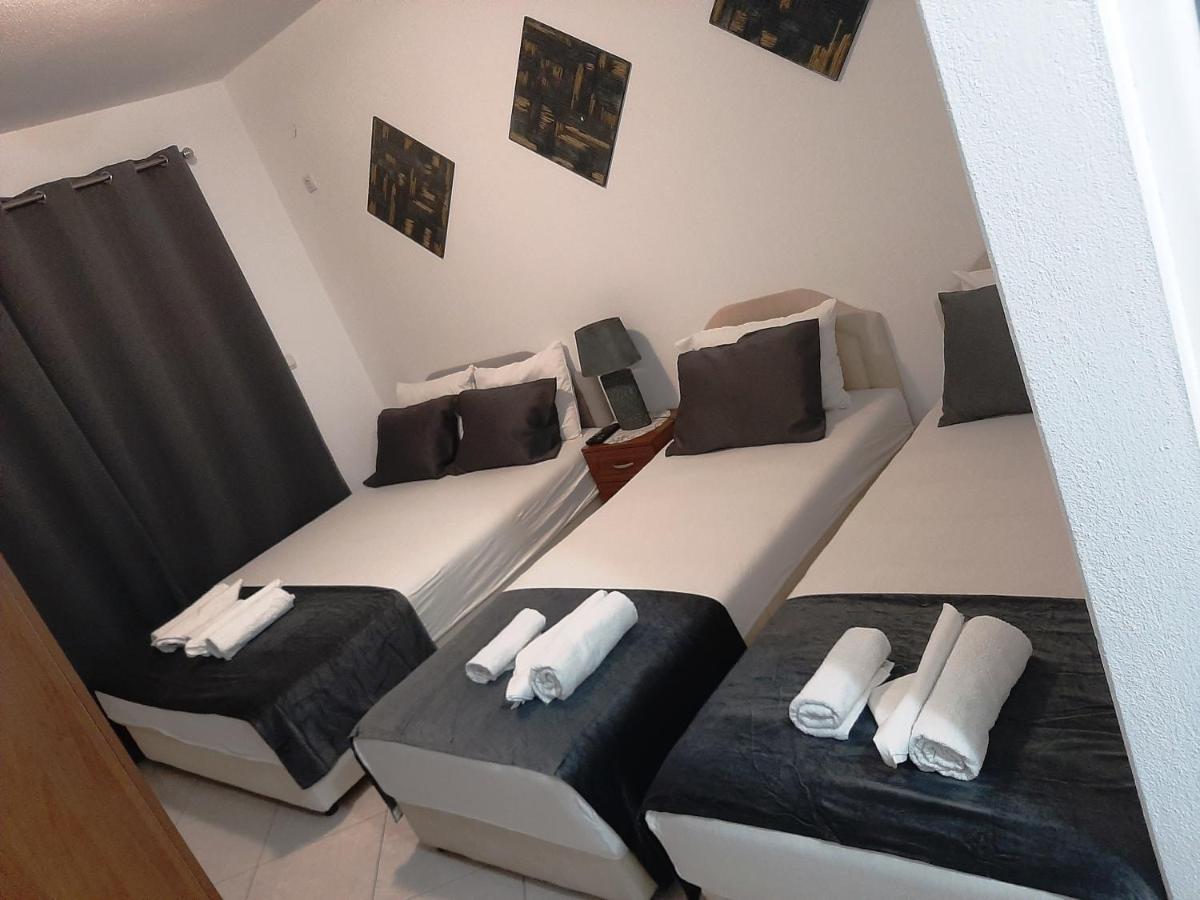 Villa Alba Apartments Dobra Voda Eksteriør billede