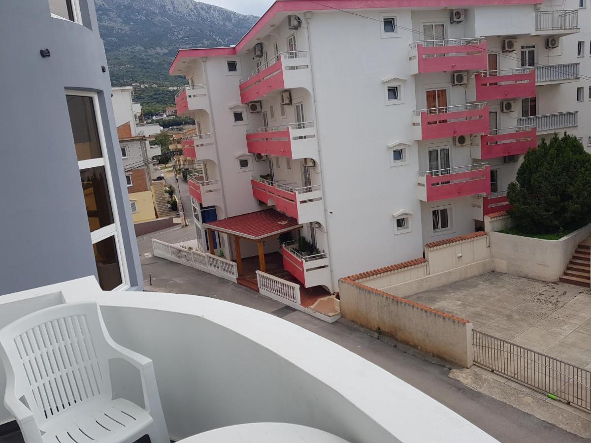 Villa Alba Apartments Dobra Voda Eksteriør billede