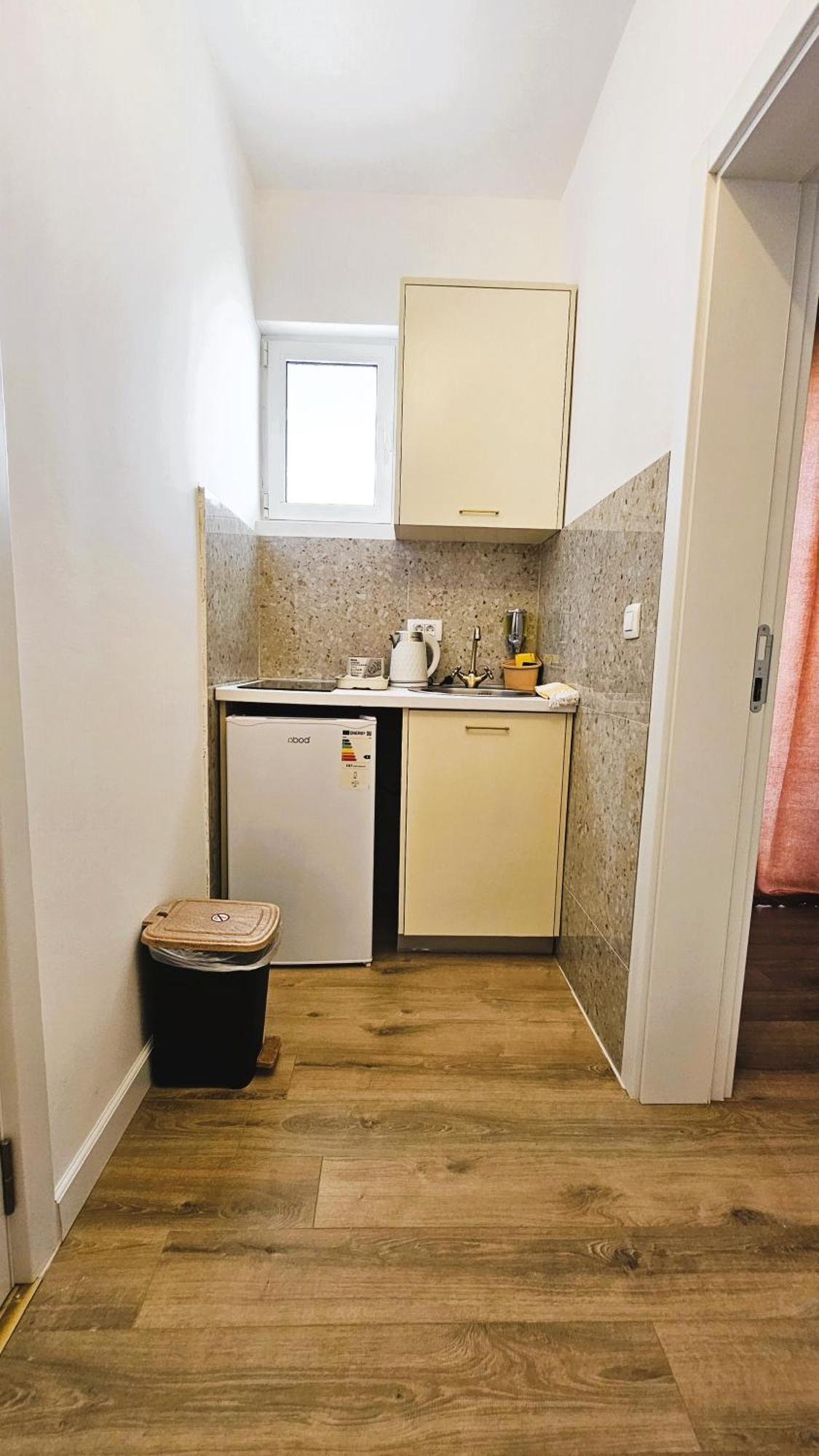 Villa Alba Apartments Dobra Voda Eksteriør billede